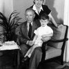 Arthur Allina mit seiner zweiten Ehefrau Bianca und Sohn, 1953