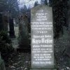 Grabstein von Rosa Tichler, die als Erste auf dem neuen jüdischen Friedhof beerdigt wurde