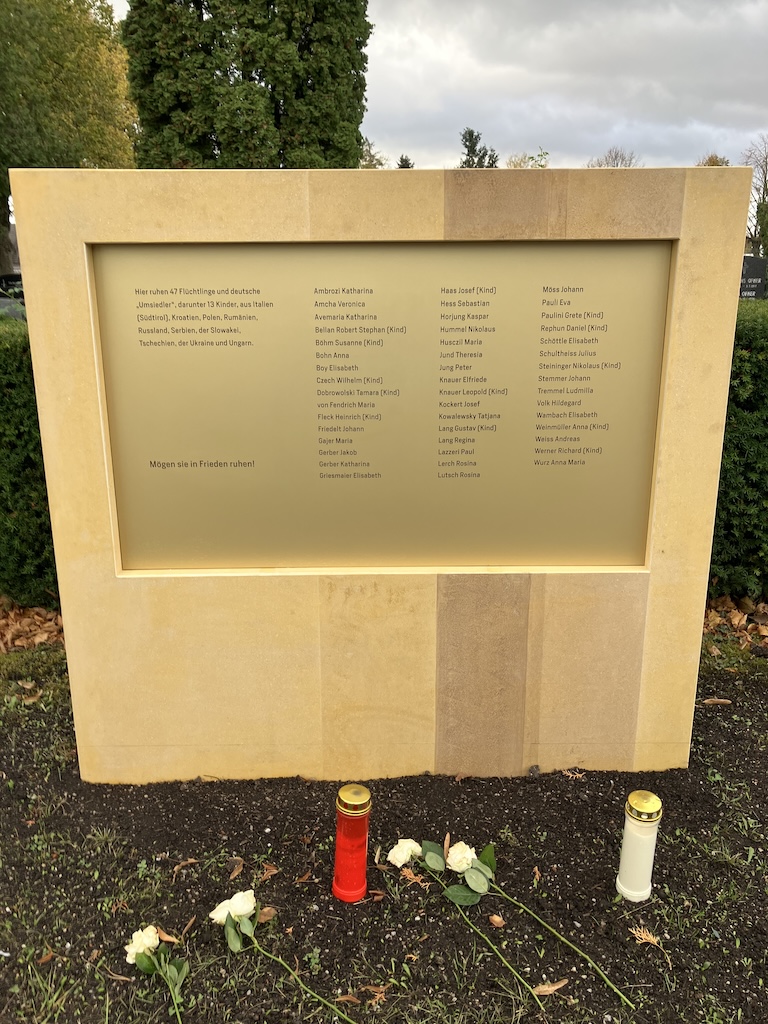 Stein für "Umsiedler*innen"